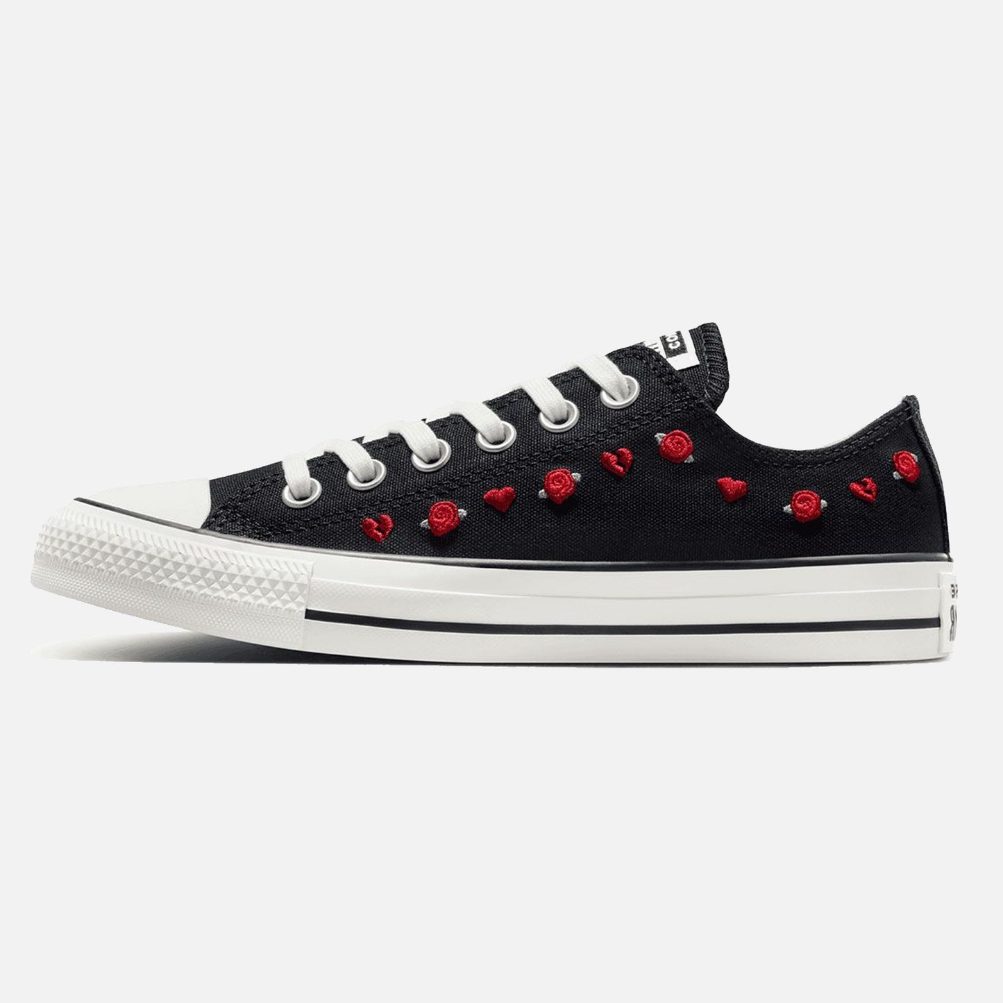 Converse Chuck Taylor Broken Hearts And Roses  Low Top Black
