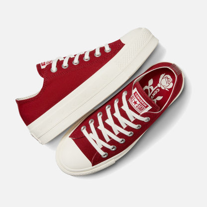 Women's Converse Chuck Taylor Lift Low Hearts